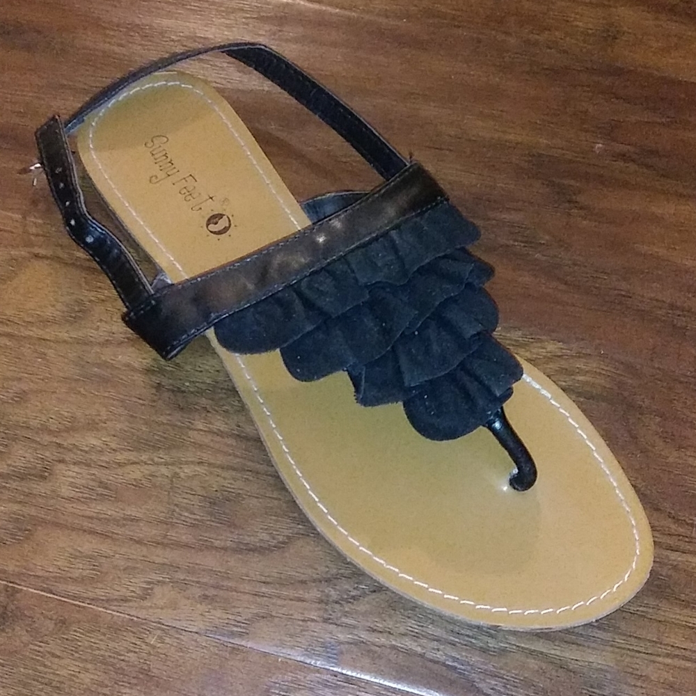 Ruffled sandals